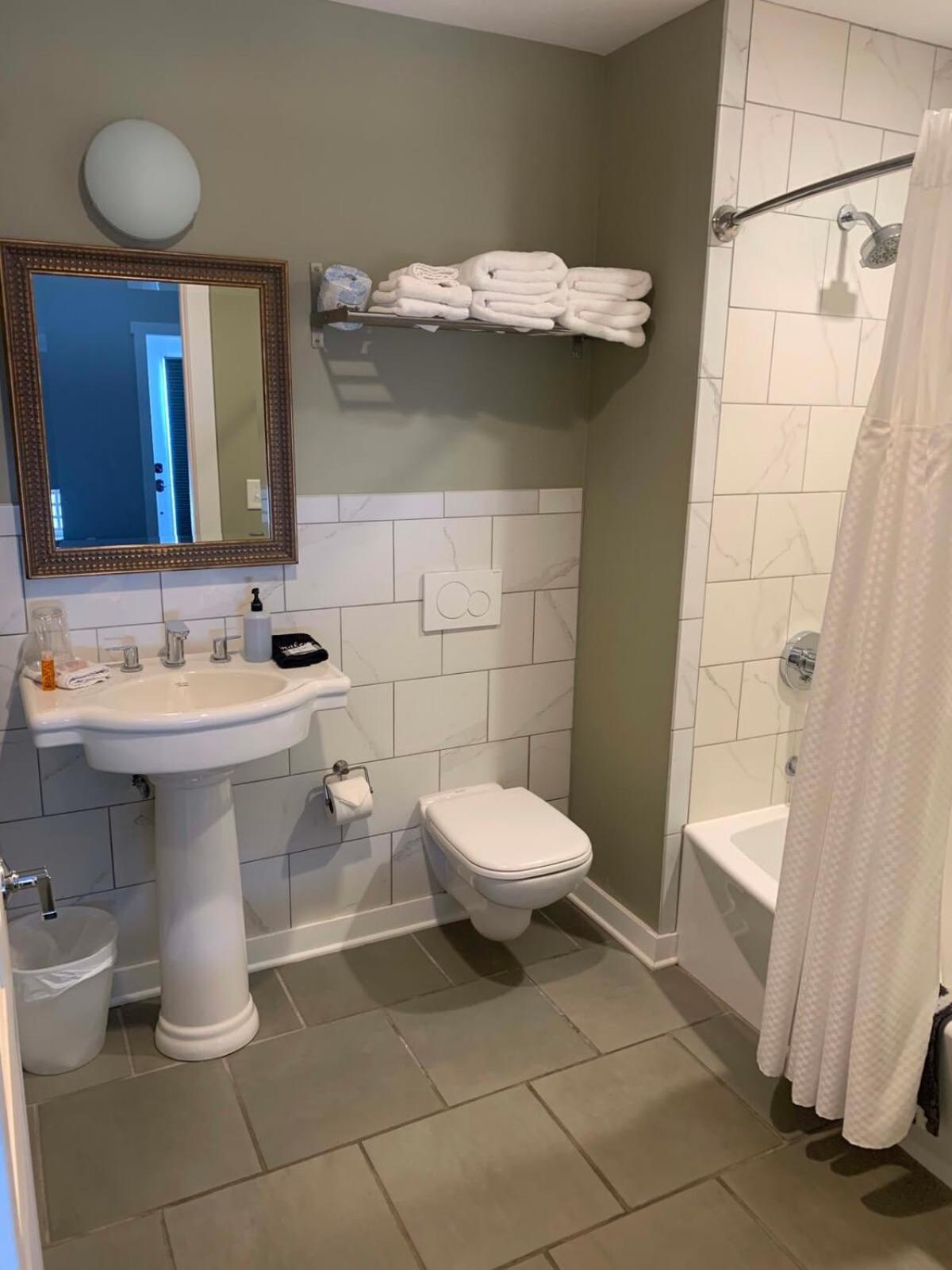 Northport Inn Boutique Hotel R207 Extérieur photo